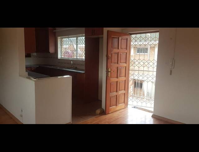 2 BEDROOM APARTMENT FOR SALE IN OVERPORT